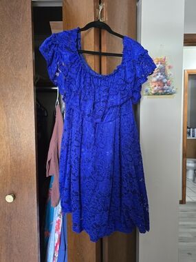 Blue Lace Midi Dress with Ruffle Neckline